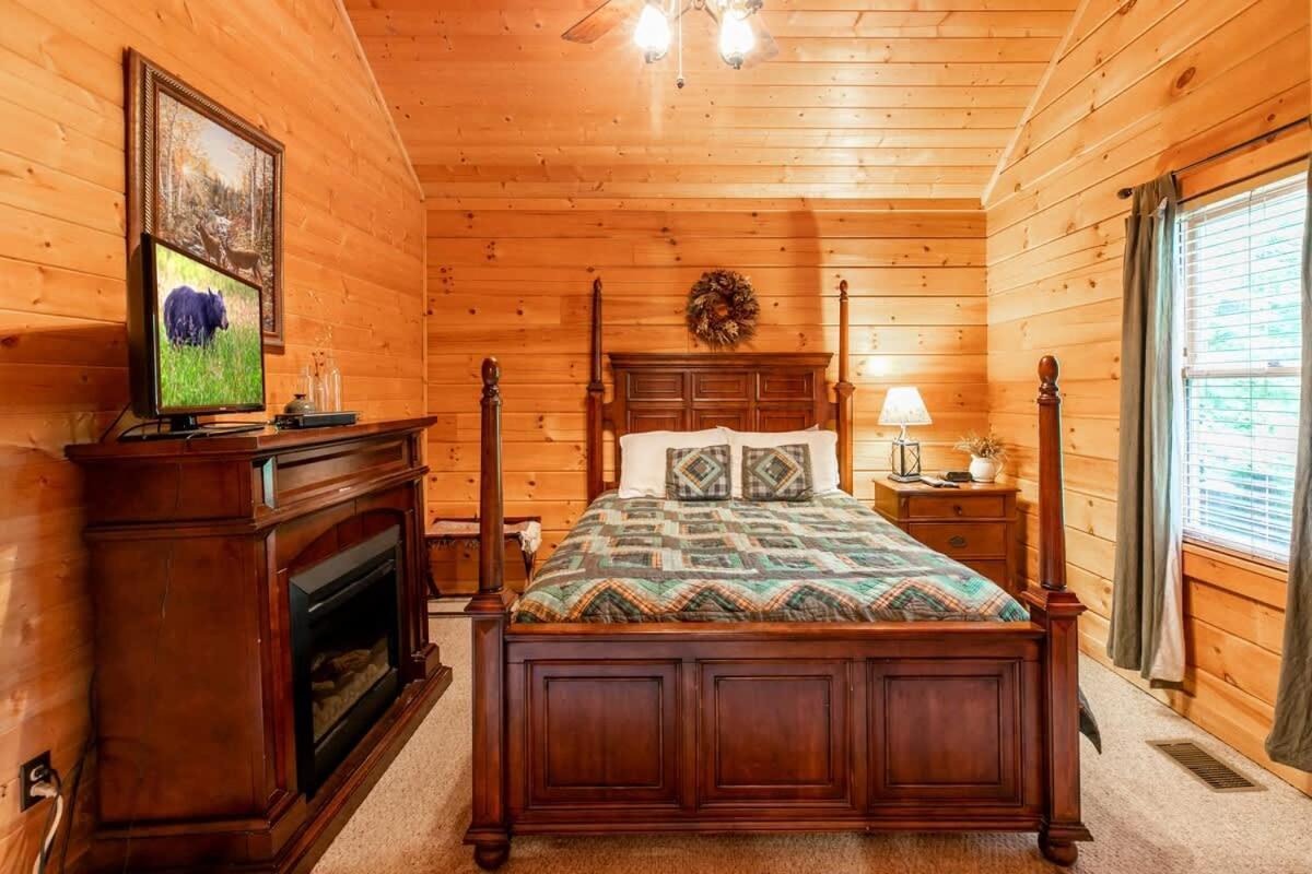 Nice View Fireplace, Hot Tub, Porch Bed, Private Sevierville Exterior photo