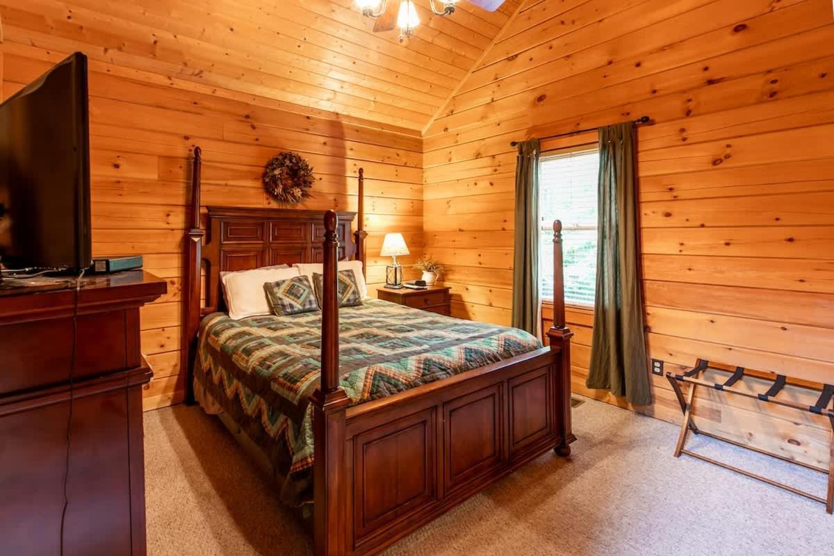 Nice View Fireplace, Hot Tub, Porch Bed, Private Sevierville Exterior photo
